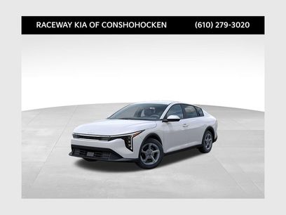 New 2025 Kia K4 LXS