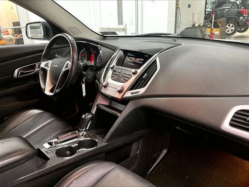 Used 2017 GMC Terrain SLT w/ Driver Alert Package I AWD/4WD image 14