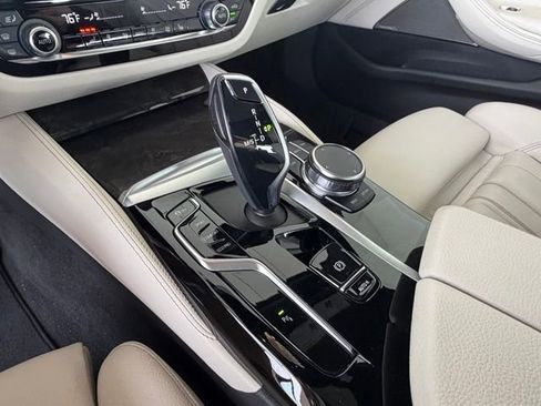 Certified 2023 BMW 540i w/ M Sport Package image 30