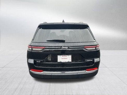 New 2025 Jeep Grand Cherokee Laredo image 6