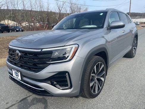 New 2026 Volkswagen Atlas Cross Sport SEL Premium R-Line image 1