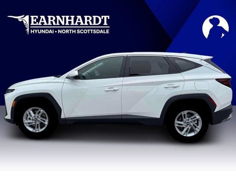 New 2026 Hyundai Tucson SE FWD image 3
