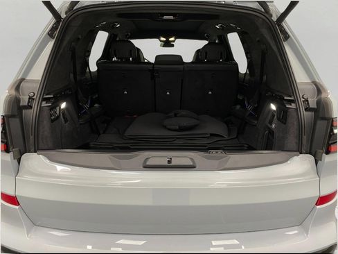 Certified 2025 BMW X7 M60i w/ Climate Comfort Package image 5
