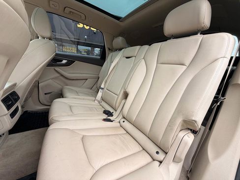 Used 2018 Audi Q7 3.0T Premium Plus image 15