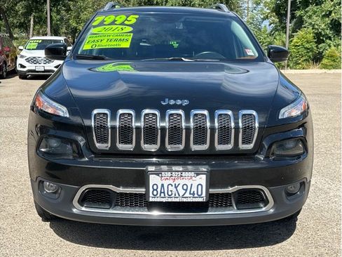 Used 2018 Jeep Cherokee Limited FWD image 2