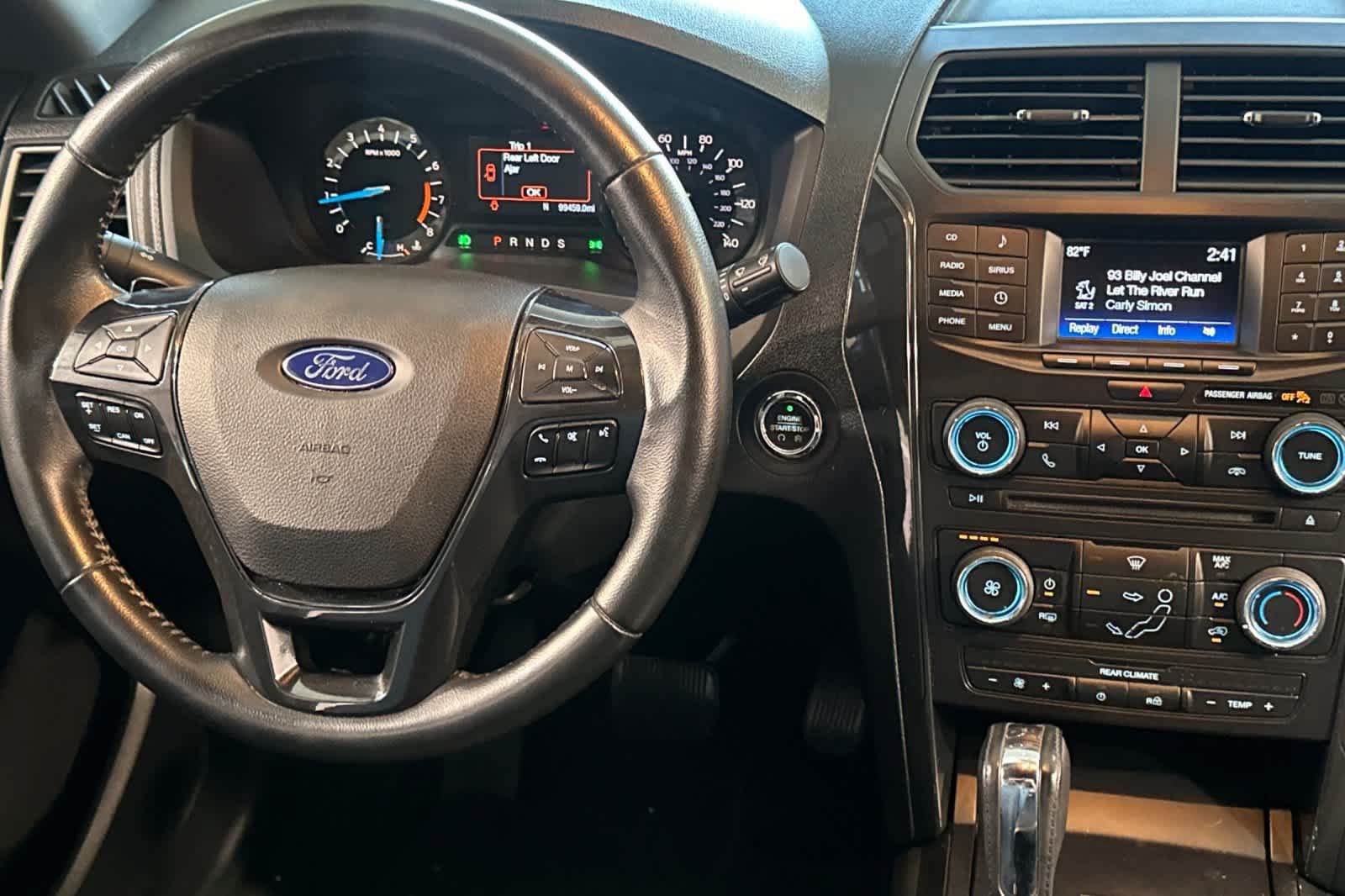 Used 2017 Ford Explorer XLT AWD/4WD image 16