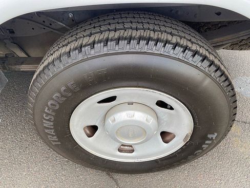 Used 2009 Ford F250 XL image 19