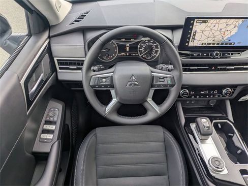 New 2025 Mitsubishi Outlander Trail Edition image 30