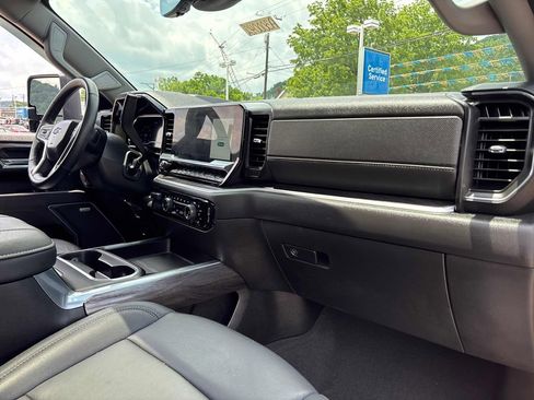 Used 2025 Chevrolet Silverado 2500 LTZ w/ Trail Boss Package AWD/4WD image 32