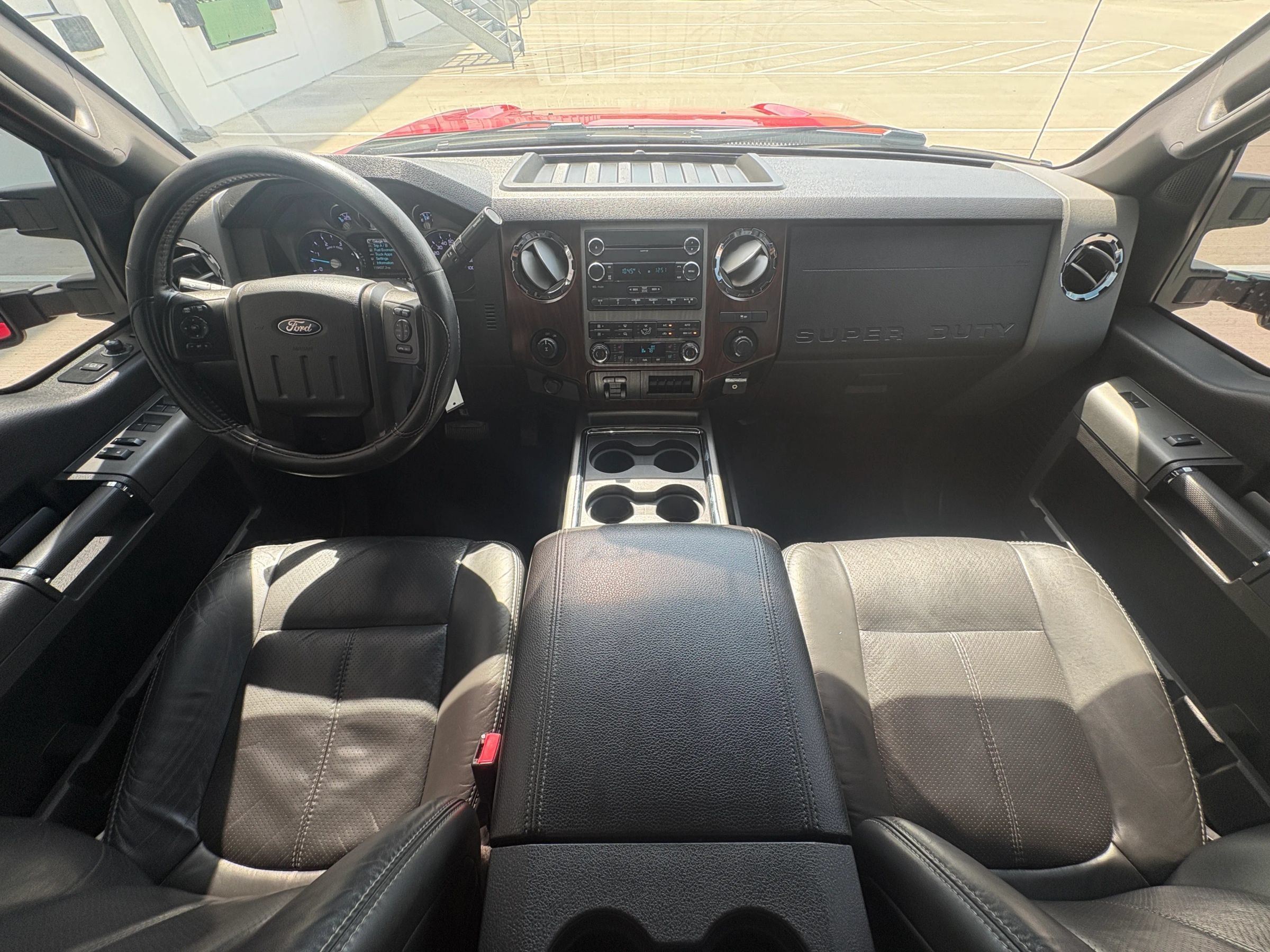Used 2011 Ford F250 Lariat w/ Lariat Interior Pkg RWD image 18