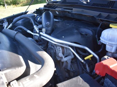 Used 2018 RAM 1500 Big Horn image 38