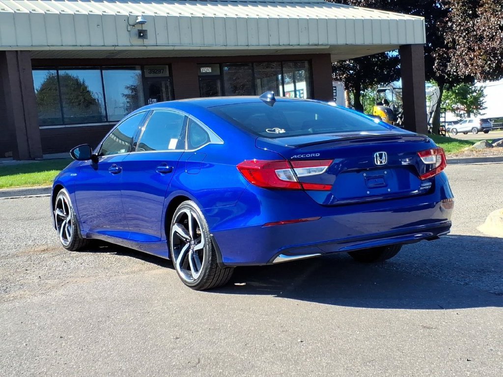 Used 2022 Honda Accord Sport image 3