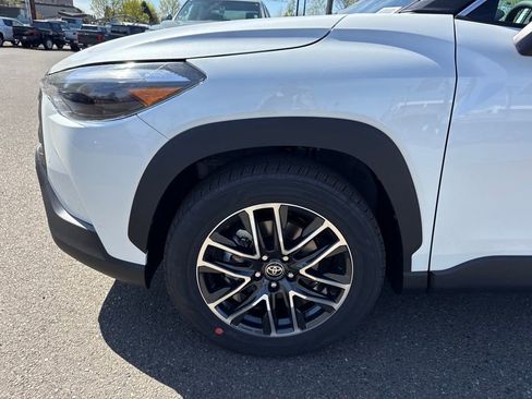 New 2026 Toyota Corolla Cross XLE AWD/4WD image 12