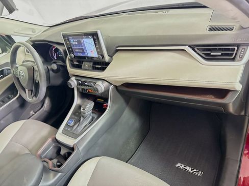 Certified 2021 Toyota RAV4 Limited image 28