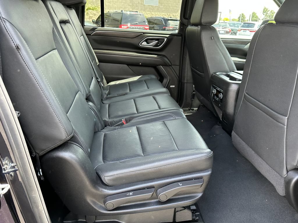 Used 2024 Chevrolet Suburban LT AWD/4WD image 22