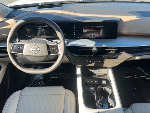 New 2026 Nissan Murano Platinum image 14