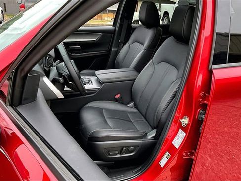 Used 2025 MAZDA CX-90 3.3 Turbo w/ Preferred Package image 18