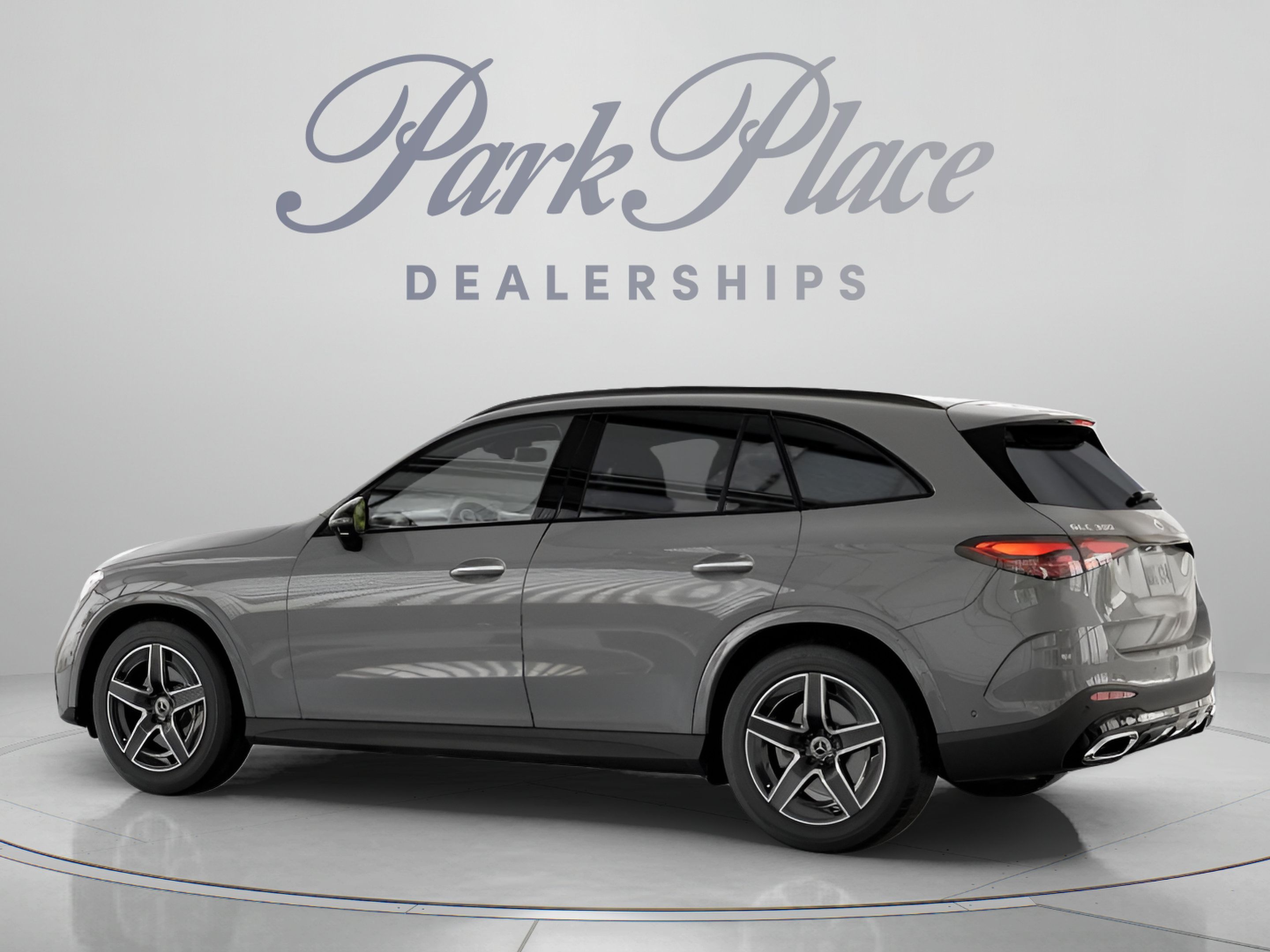 Used 2026 Mercedes-Benz GLC 300 image 7