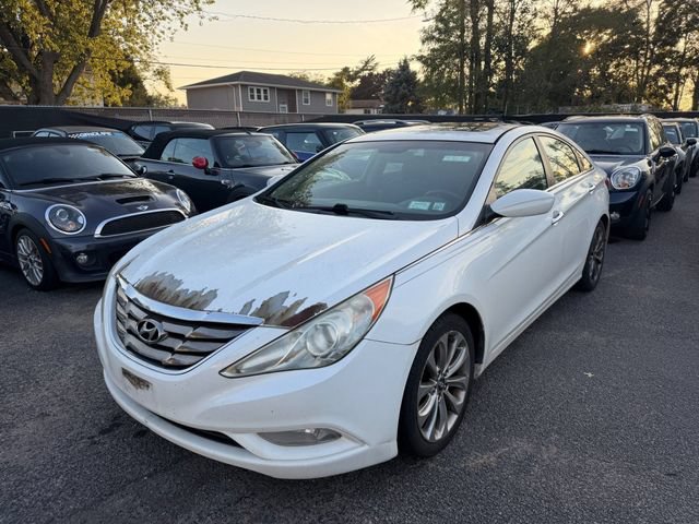 Used 2011 Hyundai Sonata SE w/ Navigation & Sunroof Pkg 4 FWD image 1