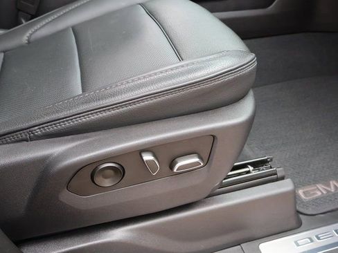 Used 2023 GMC Sierra 1500 Denali w/ Technology Package image 10