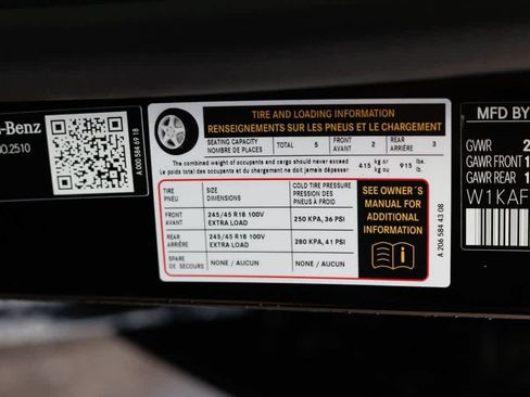 New 2026 Mercedes-Benz C 43 AMG 4MATIC Sedan image 43