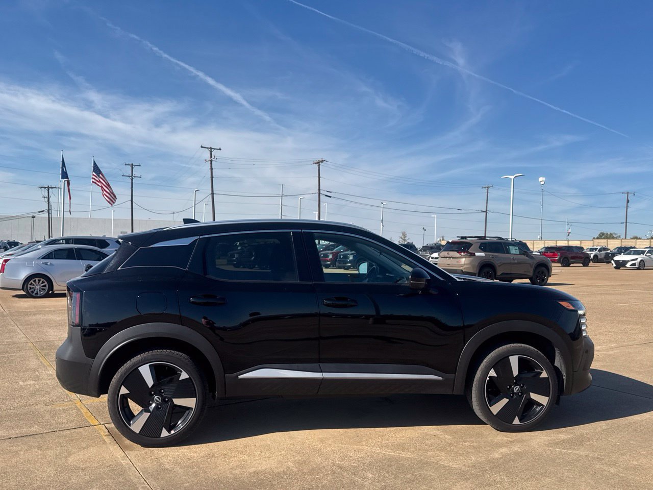 Certified 2026 Nissan Kicks SR FWD image 27