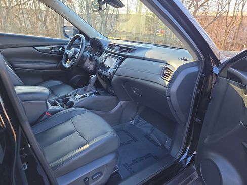 Used 2019 Nissan Rogue SL image 22