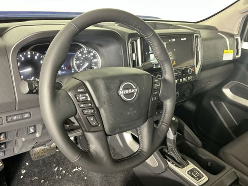 New 2026 Nissan Frontier SV image 10