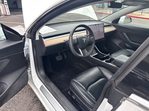 Used 2020 Tesla Model 3 Long Range AWD/4WD image 9