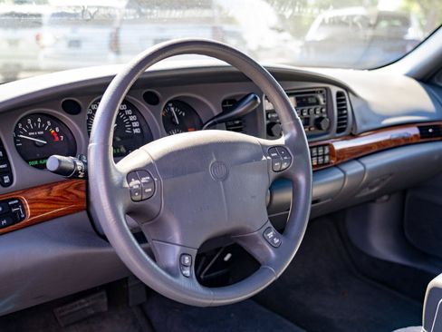 Used 2002 Buick Le Sabre Custom w/ Luxury Pkg FWD image 14