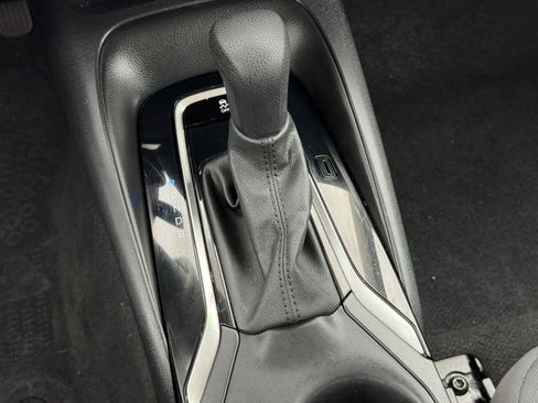 Used 2024 Toyota Corolla LE image 14