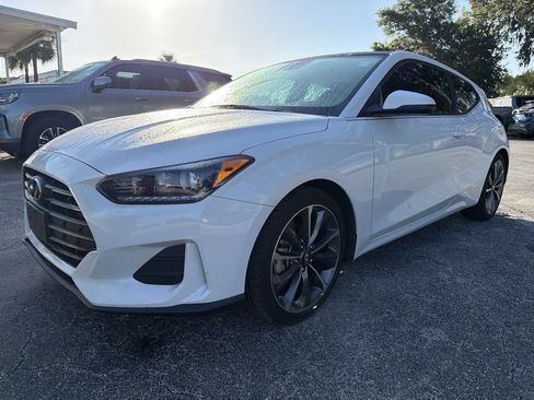 Used 2019 Hyundai Veloster 2.0 Premium FWD image 3