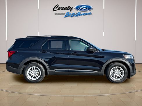 Used 2026 Ford Explorer Active RWD image 21