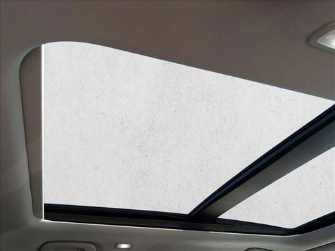 Used 2025 Honda Pilot Touring image 22