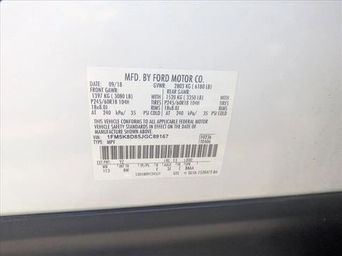 Used 2018 Ford Explorer XLT image 25