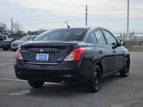 Used 2012 Nissan Versa S image 6