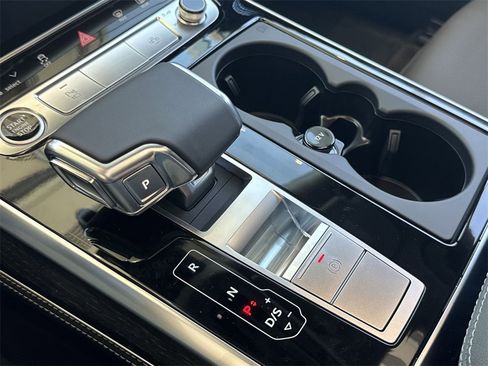 New 2025 Audi Q8 Premium Plus image 20