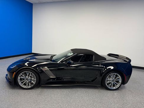 Used 2017 Chevrolet Corvette Z06 RWD image 8