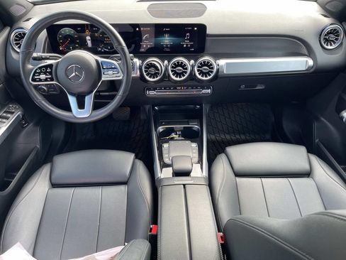 Used 2022 Mercedes-Benz GLB 250 image 16