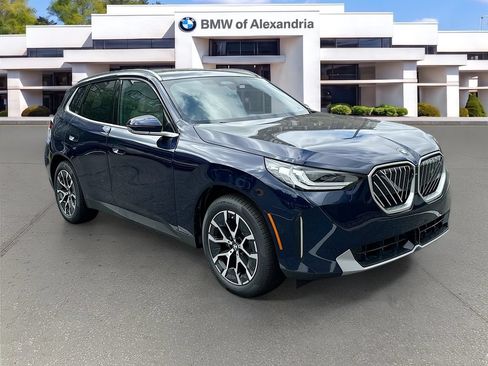 Used 2026 BMW X3 xDrive30i w/ Premium Package AWD/4WD image 3