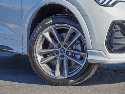 Certified 2025 Audi Q3 2.0T Premium w/ Convenience Package