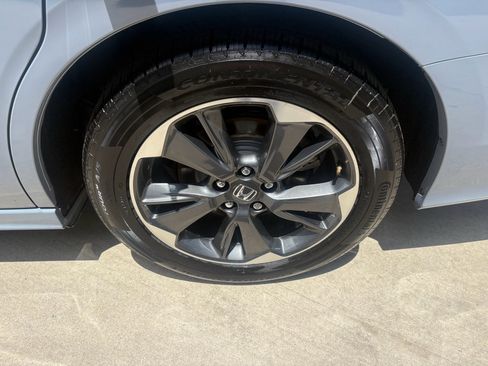 Used 2023 Honda Odyssey Elite image 42