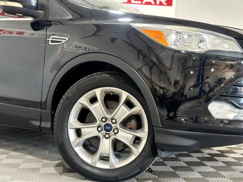 Used 2016 Ford Escape Titanium image 3
