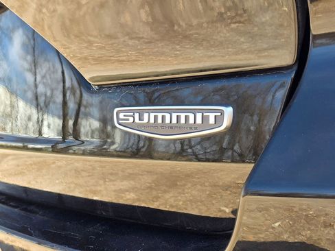 Used 2022 Jeep Grand Cherokee Summit w/ Advanced Protech Group IV image 8