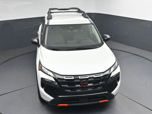 Certified 2025 Nissan Rogue SV AWD/4WD image 32