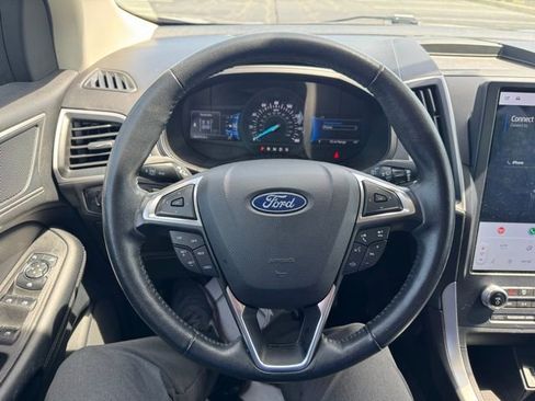 Used 2023 Ford Edge SEL image 18