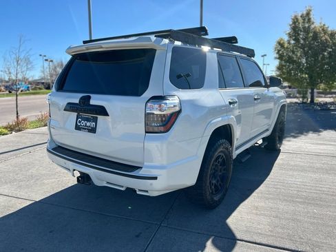 Used 2023 Toyota 4Runner Limited AWD/4WD image 8