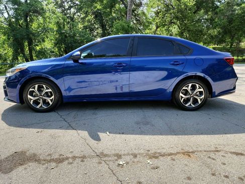 Used 2021 Kia Forte LXS FWD image 5