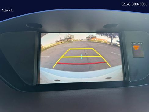 Used 2017 Lexus ES 350 ES 350 Sedan 4D w/ Luxury Package image 9