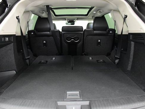 New 2026 Acura MDX SH-AWD image 33